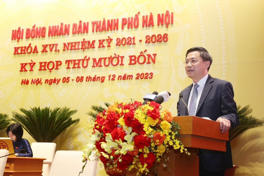 Phó Chủ tịch UBND thành phố Hà Nội Hà Minh Hải trả lời chất vấn