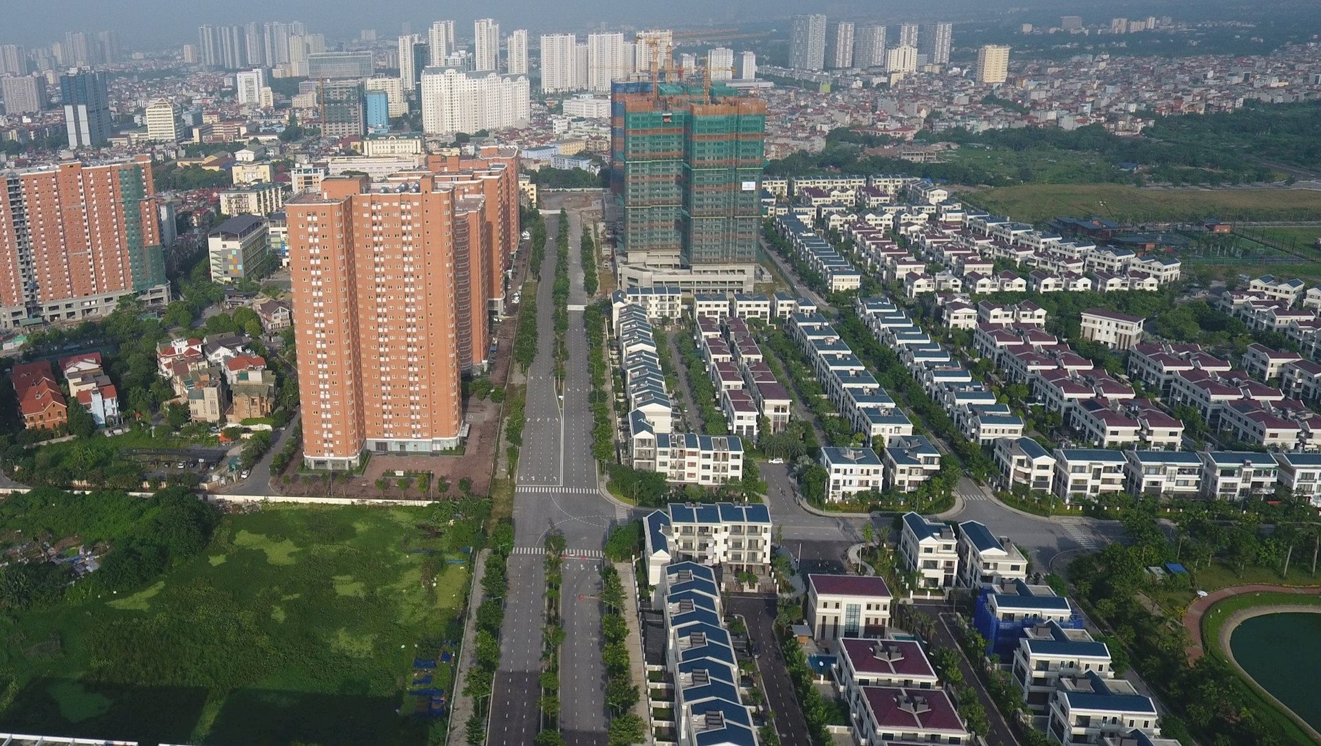 “Bắt mạch” bất động sản 2024 - Ảnh 1.