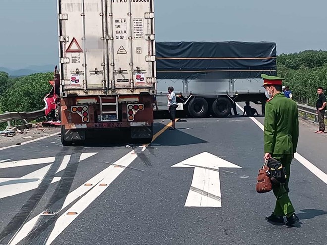 Thủ tướng Chính phủ chỉ đạo làm rõ vụ tai nạn ở Cam Lộ - La Sơn khiến 3 người chết
