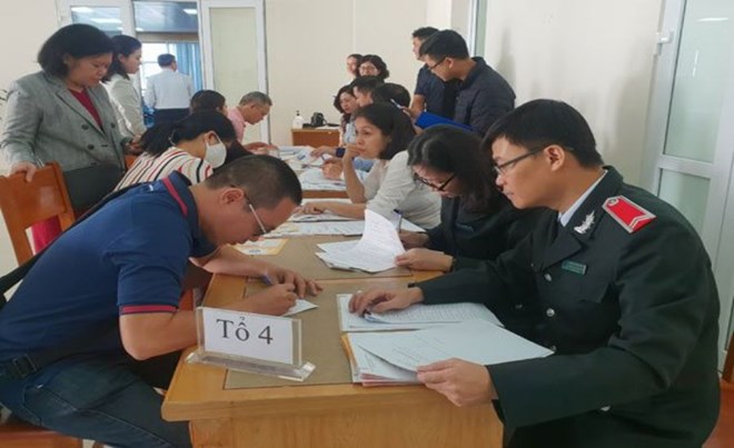 Có giải pháp quyết liệt, đồng bộ xử lý tình trạng chậm đóng, trốn đóng BHXH