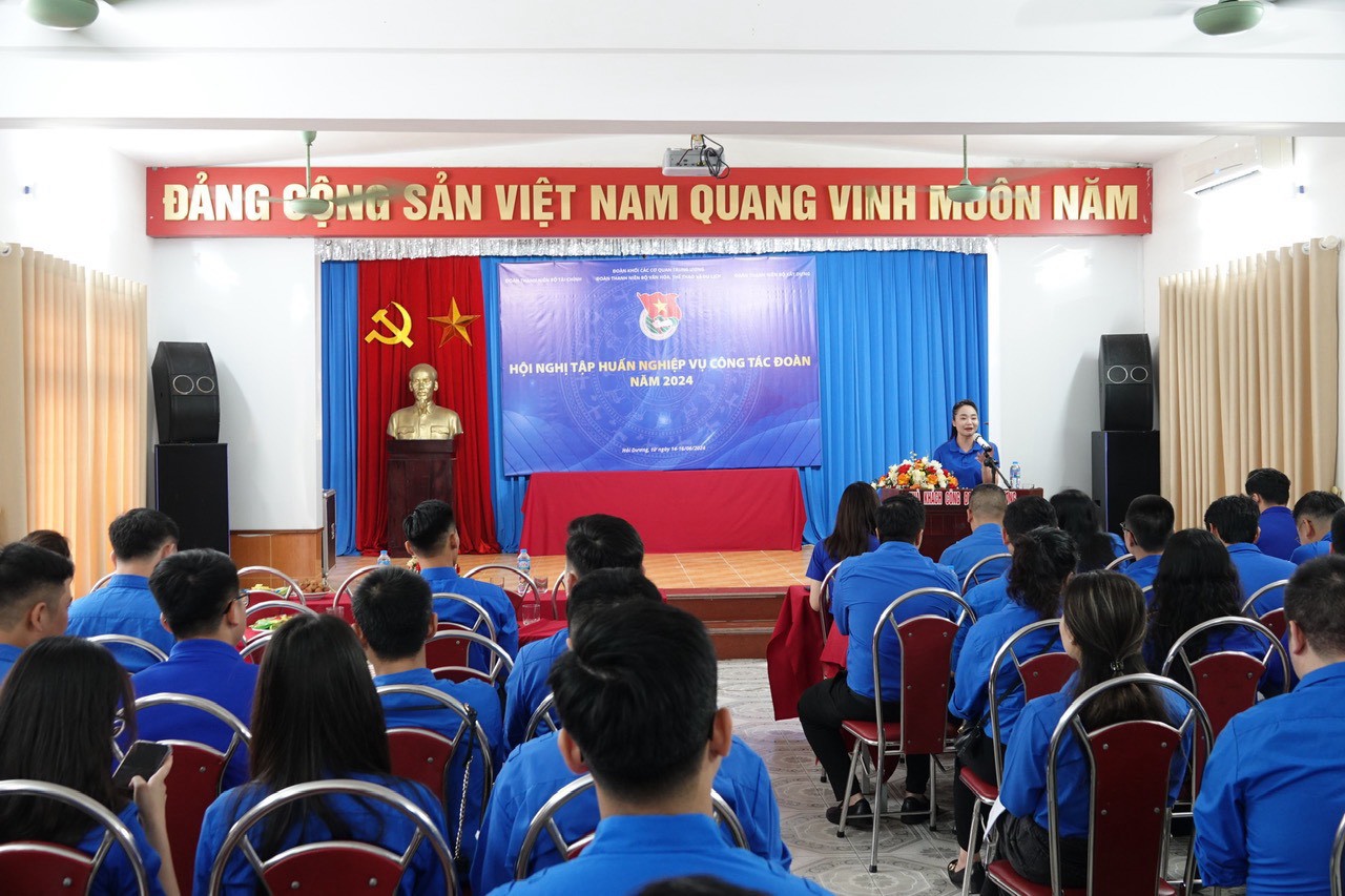Quang cảnh Hội nghị tập huấn công tác đoàn năm 2024.