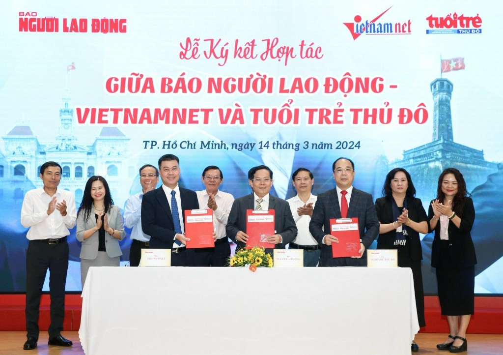 Lãnh đạo 3 cơ quan báo chí: Tuổi trẻ Thủ đô, Người Lao động và VietNamNet ký kết hợp tác cùng đi xa, cùng phát triển