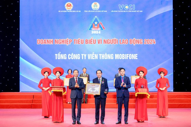 MobiFone lọt top 67 Doanh nghiệp tiêu biểu vì Người lao động năm 2024- Ảnh 1.