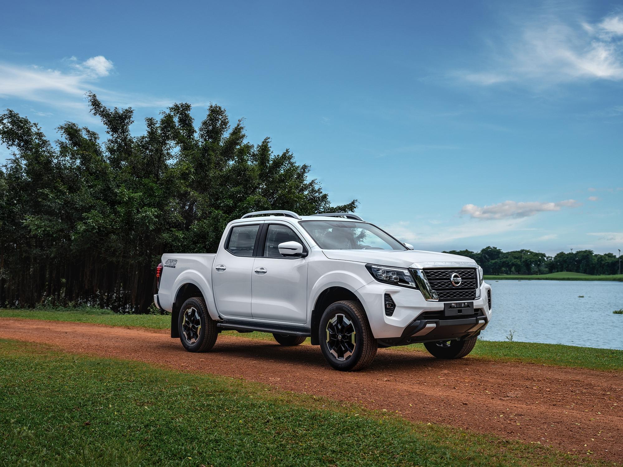 Nissan Navara 2024 ra mắt Việt Nam: Thêm phiên bản, chỉ còn từ 685 triệu đồng, cạnh tranh Ranger bằng giá mềm hơn bản cũ- Ảnh 1.