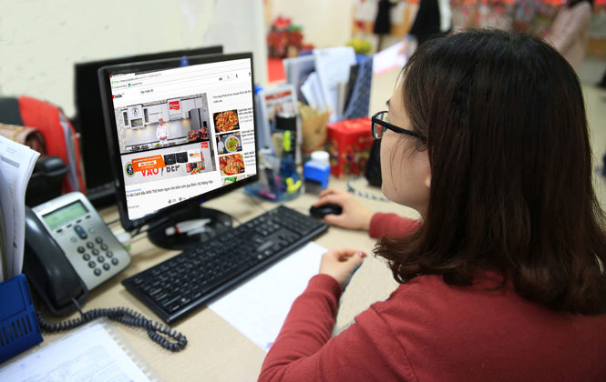 ngành Thuế đã tiếp cận hoạt động TMĐT để quản lý theo 8 nhóm nền tảng và phân loại người nộp thuế tham gia hoạt động TMĐT theo 2 nhóm chính.