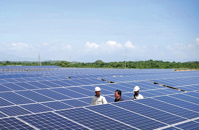 Chính phủ khuyến khích tổ chức, cá nhân tự quyết định lắp đặt hệ thống lưu trữ điện để bảo đảm vận hành an toàn, ổn định hệ thống điện.