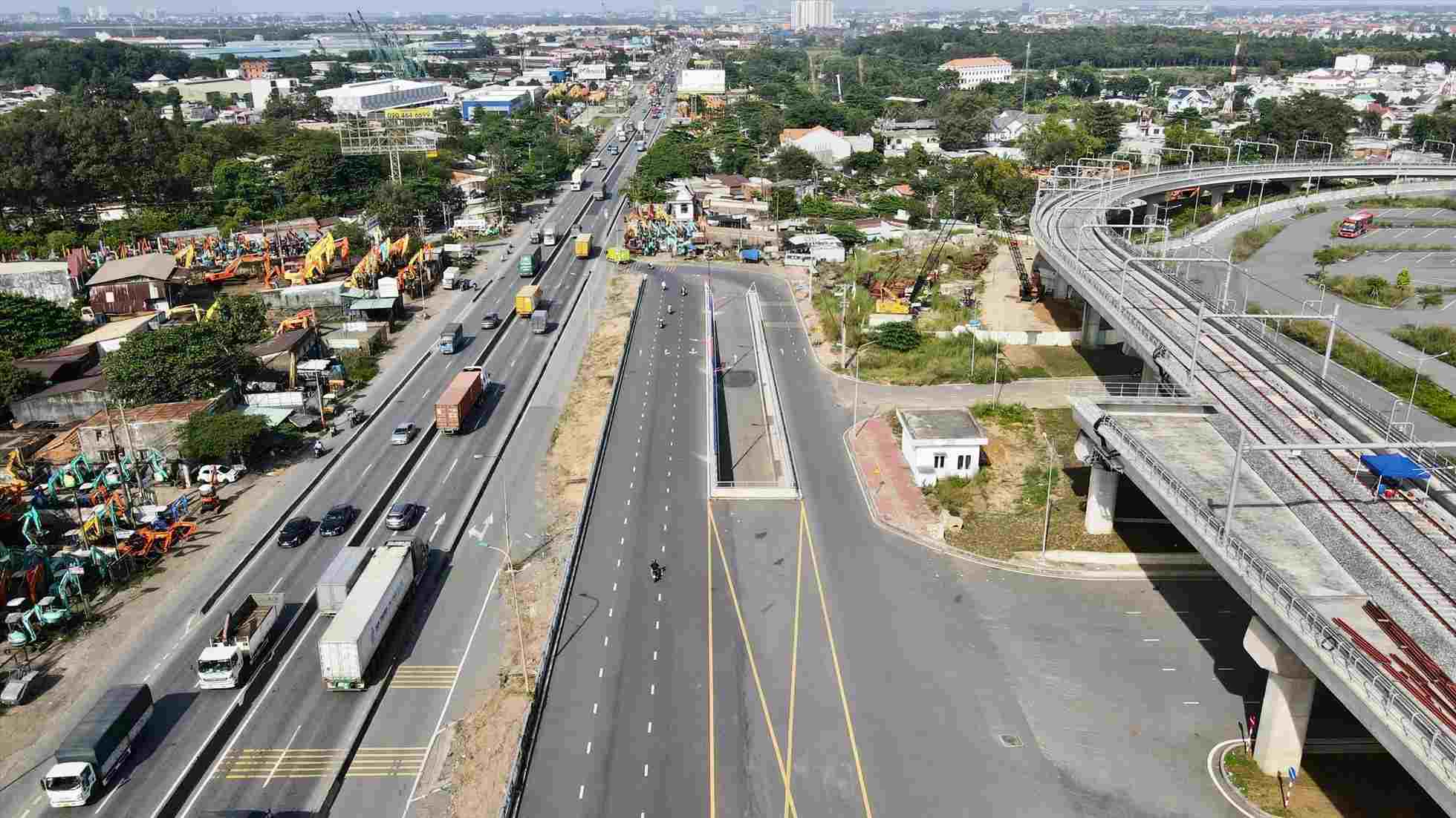 Metro số 1 đã để sẵn nhánh kết nối về Bình Dương và Đồng Nai.  Ảnh: Anh Tú
