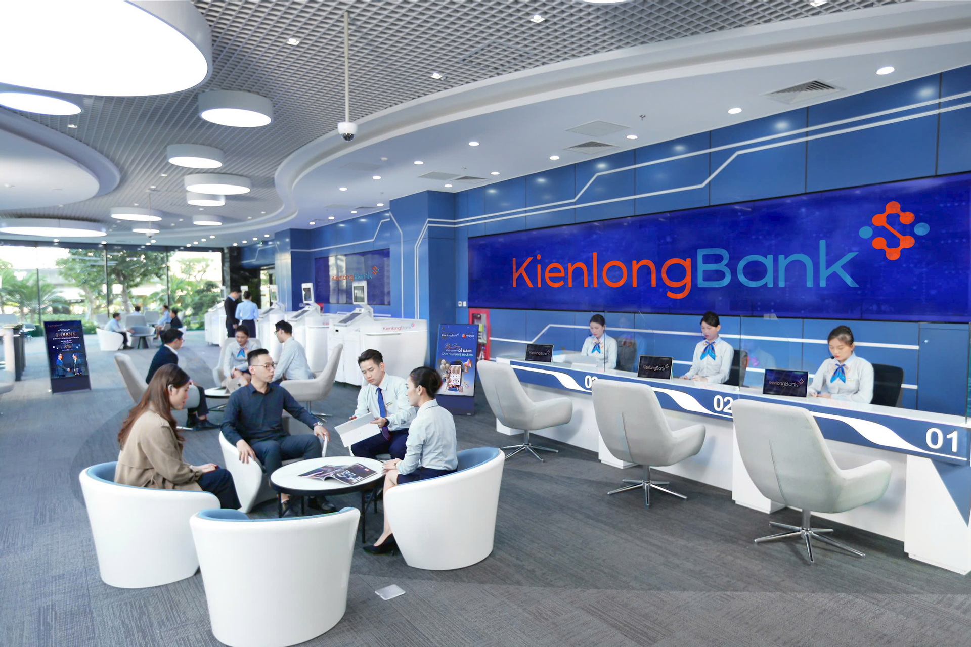 kienlongbank-phong-giao-dich.png