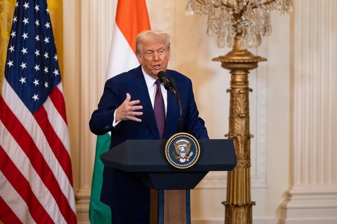 Ông Trump áp thuế 25% với Canada, Mexico hôm nay