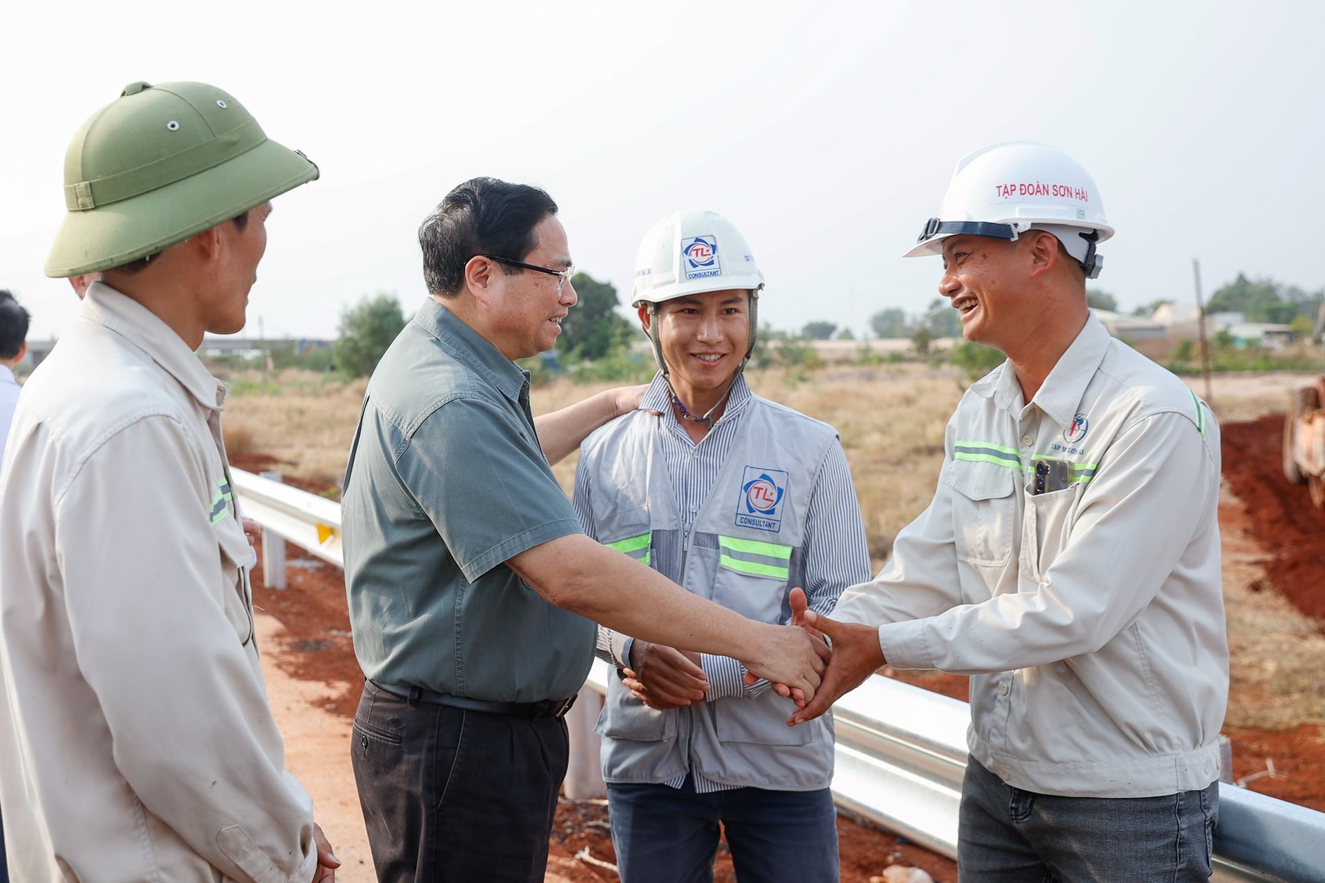 Tập đoàn Sơn Hải vừa có một đề xuất ngay tại công trường dự án trọng điểm, Thủ tướng lập tức thông qua- Ảnh 1.