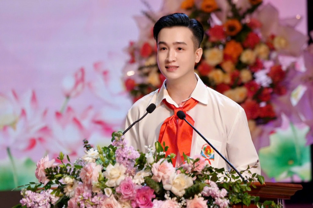 Đào Đức Việt, Phó Bí thư Thành đoàn, Chủ tịch Hội đồng Đội thành phố Hà Nội.
