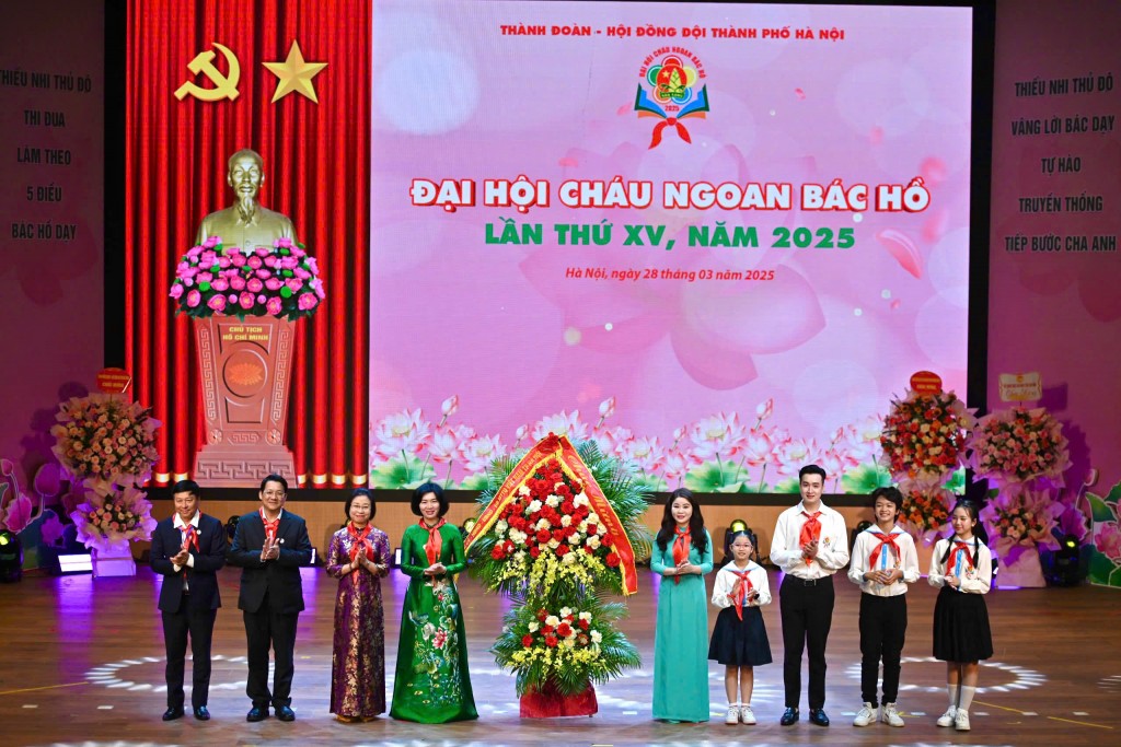 Lãnh đạo