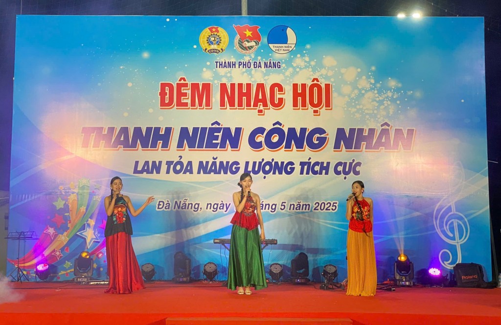 Các hoạt động nhằm chăm lo, hỗ trợ, bảo vệ quyền và lợi ích hợp pháp, chính đáng của thanh niên công nhân