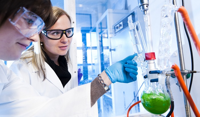 Quảng Nam hướng tới trở thành trung tâm sản xuất công nghệ cao, tập trung vào lĩnh vực hóa chất. (Ảnh: minh hoạ)