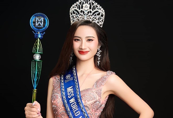 Hoa hậu Ý Nhi và màn đặt cược - được ăn cả, ngã về không