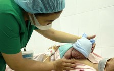 Đề xuất kéo dài nghỉ thai sản khi sinh con thứ hai, vi phạm luật Dân số có thể bị phạt đến 100 triệu đồng
