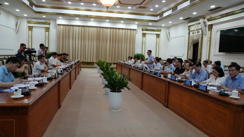 Toàn cảnh buổi làm việc