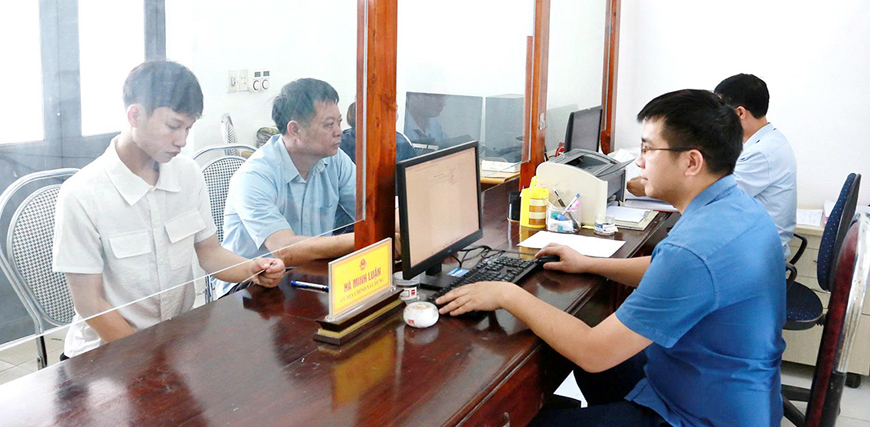 Huyện Lập Thạch (Vĩnh Phúc) đẩy nhanh số hóa hồ sơ nhằm cắt giảm thời gian giải quyết thủ tục hành chính.