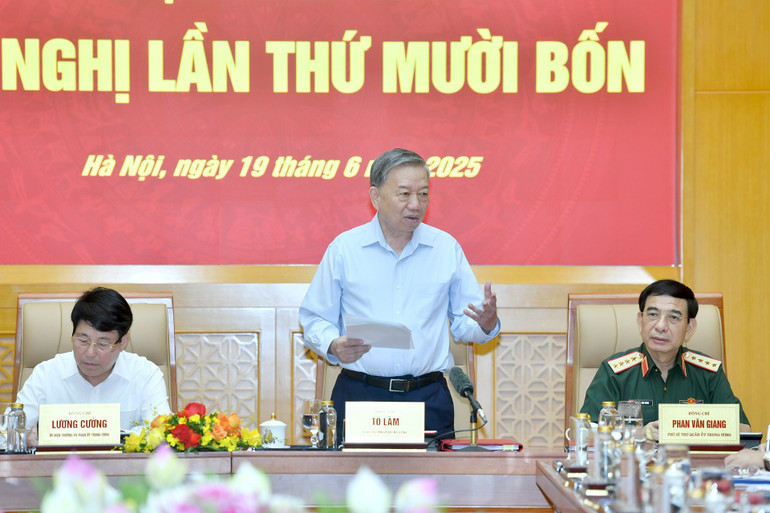 Tổng Bí thư Tô Lâm phát biểu kết luận hội nghị. (Ảnh: ĐĂNG KHOA).  