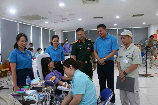 Tăng lương tối thiểu vùng sẽ là động lực để người lao động tiếp tục cống hiến