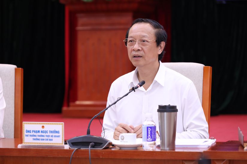 Thứ trưởng Bộ GDĐT Phạm Ngọc Thưởng. Ảnh: Vân Trang