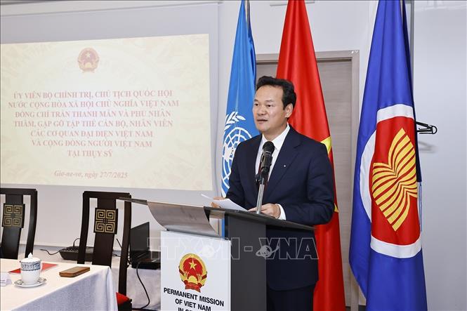 Đại sứ Mai Phan Dũng phát biểu. Ảnh: TTXVN
