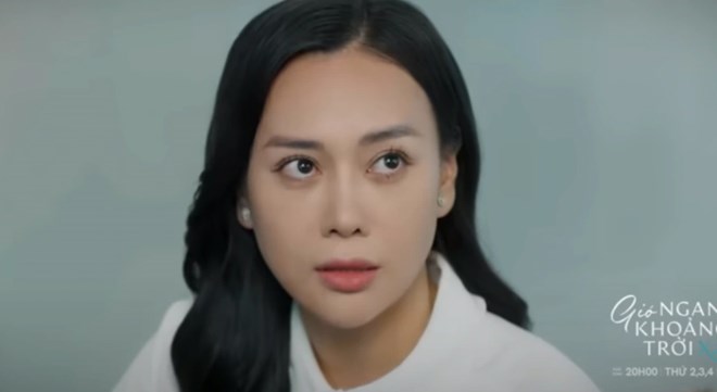 Phương Oanh gây chú ý với cảnh ghen tuông ở Gió ngang khoảng trời xanh