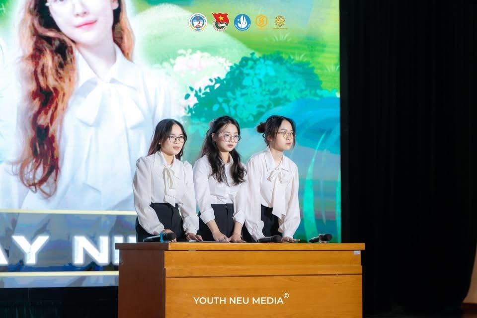 anh-3.-doi-thi-tham-du-dem-chung-ket-tam-nhin-thuong-hieu-2024-.jpg