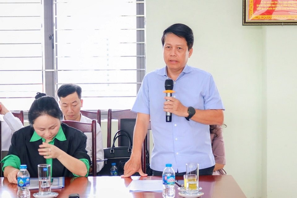 du_annh09-2.jpg