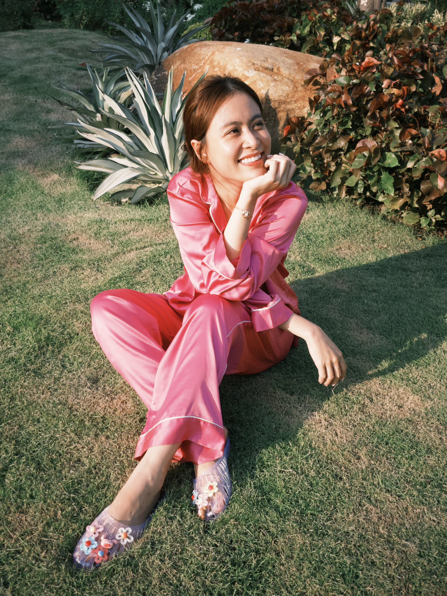 photo-1761625387695 photo-1761625387695