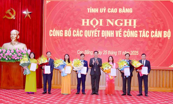 Cao Bằng điều động, bổ nhiệm nhiều lãnh đạo chủ chốt