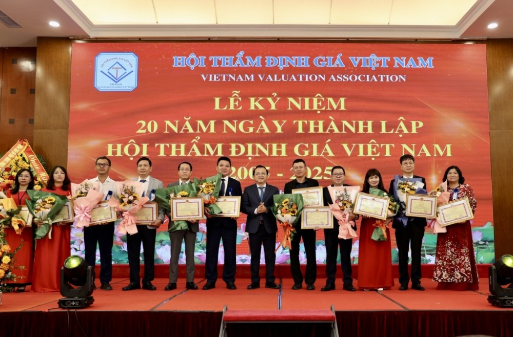 Hành trình 20 năm làm “cầu nối” trong quản lý, giám sát hoạt động thẩm định giá