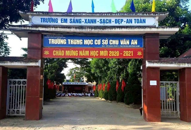 Trường THCS Chu Văn An, nơi thầy giáo T bị tố sàm sỡ một nữ sinh. Ảnh: Hoàng Anh.
