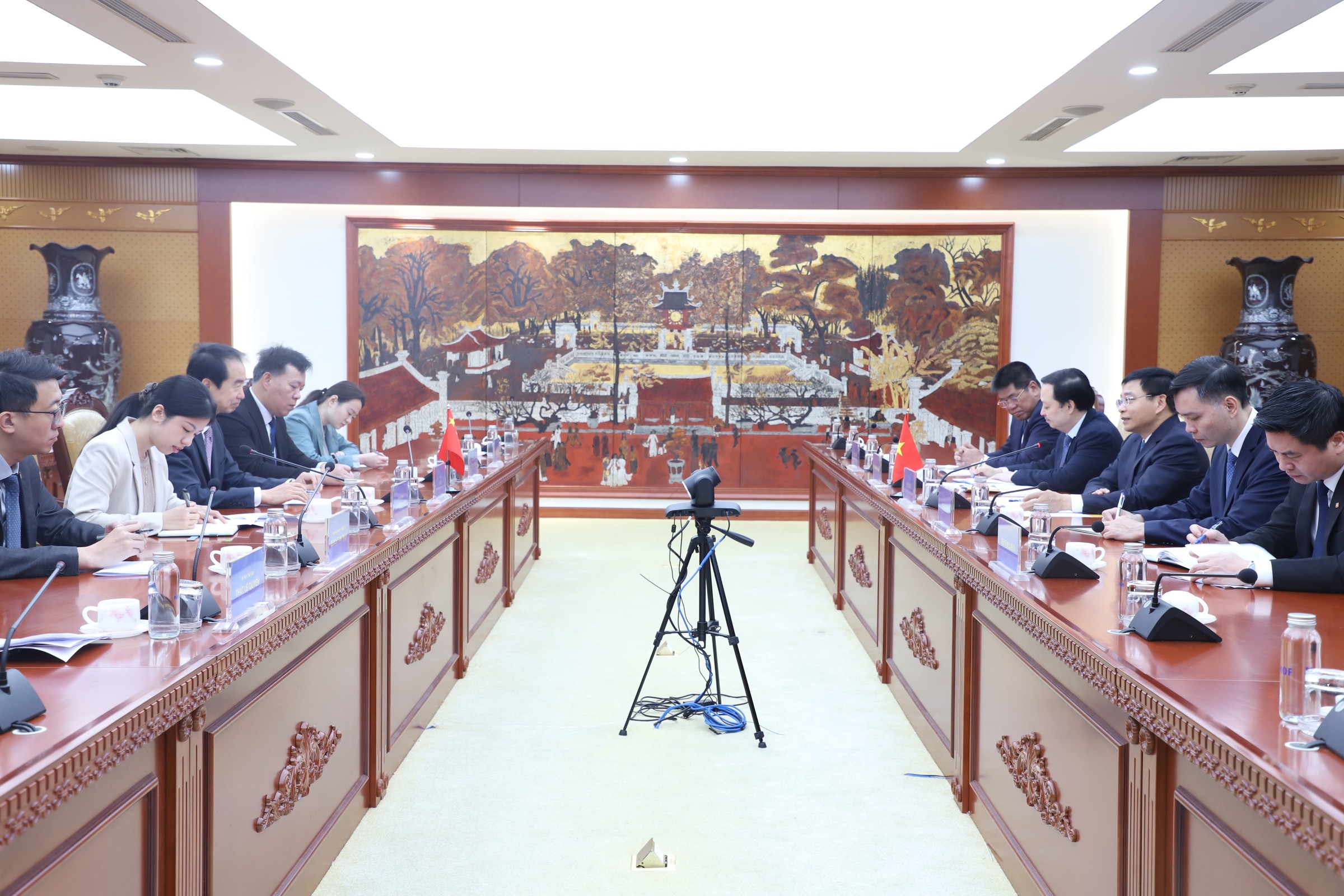 Thúc đẩy hợp tác kinh tế, tài chính giữa Việt Nam - Trung Quốc