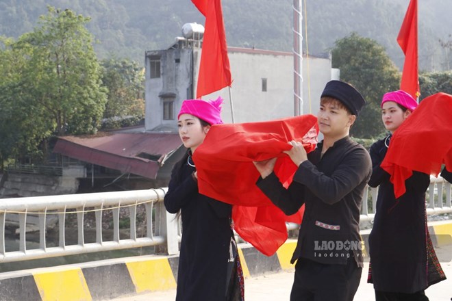 Sắc màu văn hóa trong Lễ hội Lồng Tồng ở Phong Dụ Thượng