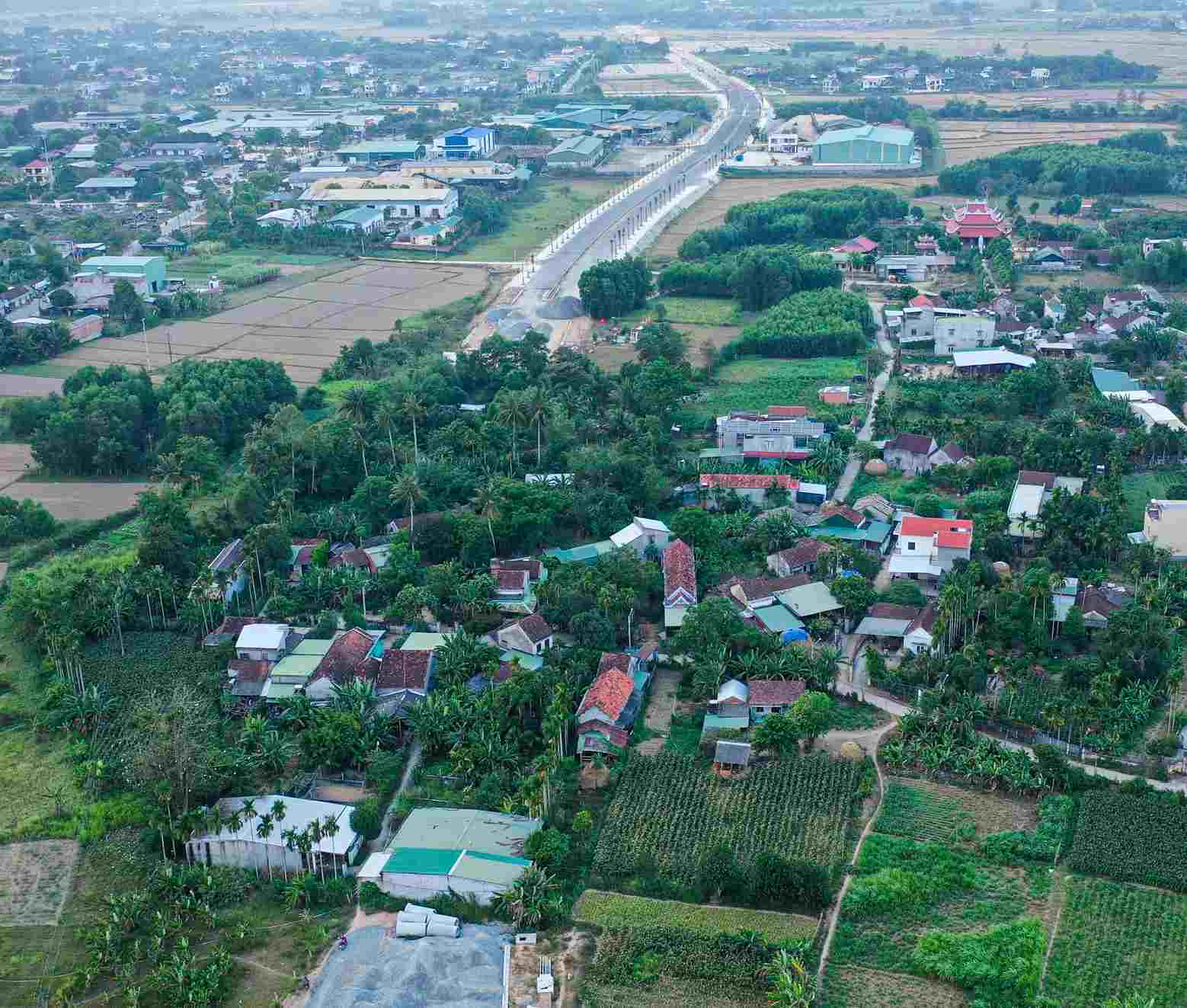 Dự án vẫn chưa thông tuyến vì vướng mặt bằng. Ảnh: Viên Nguyễn