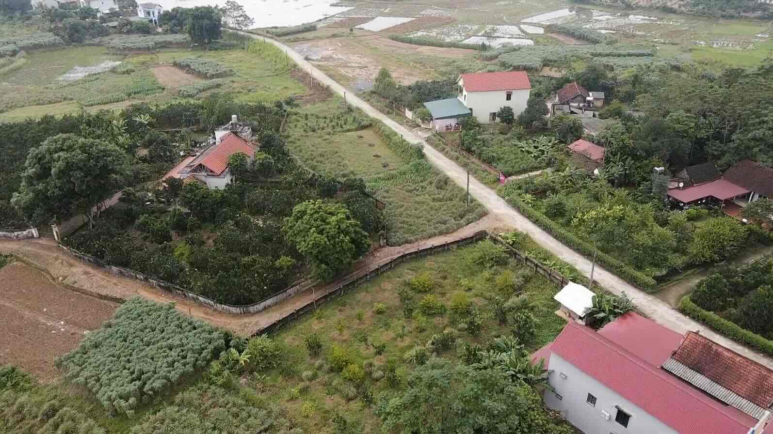 Cơ quan chức năng sẽ căn cứ hồ sơ, giấy tờ về quyền sử dụng đất để xác định lại diện tích đất ở khi cần thiết. Ảnh: