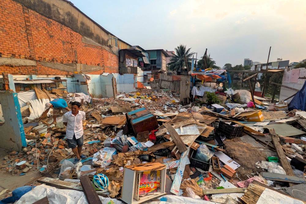 Các hộ dân gói XL1 đã bắt đầu tháo dỡ nhà cửa bàn giao mặt bằng. Ảnh: Thái Bảo