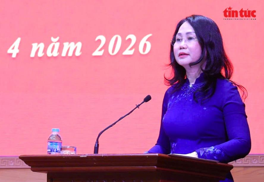 Tân Bộ trưởng Bộ Văn hoá, Thể thao và Du lịch Lâm Thị Phương Thanh phát biểu tại Lễ bàn giao nhiệm vụ.