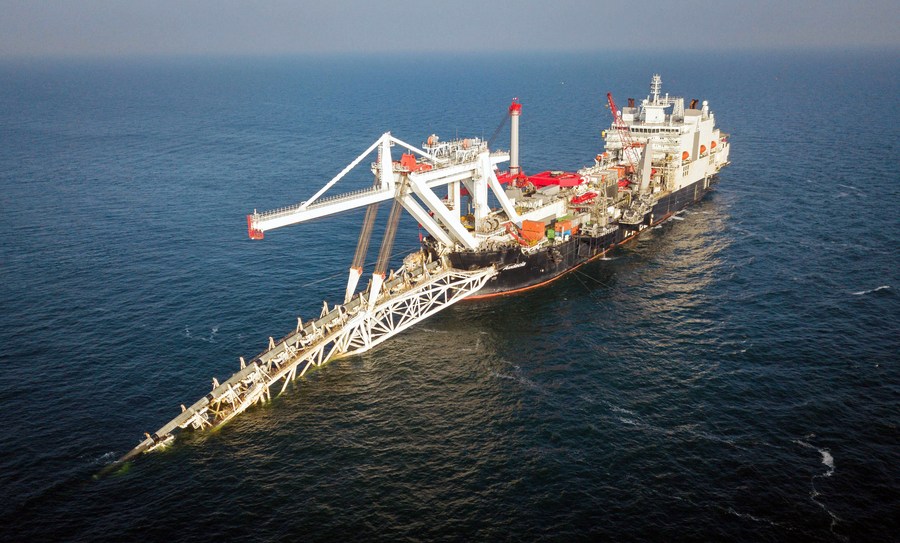 Các hãng bảo hiểm không cần chứng minh ai là người thực hiện vụ tấn công hay động cơ, mà chỉ cần chứng minh khả năng cao là có sự liên quan của một nhà nước hoặc vụ nổ chịu ảnh hưởng từ cuộc xung đột ở Ukraina. Ảnh: Xinhua