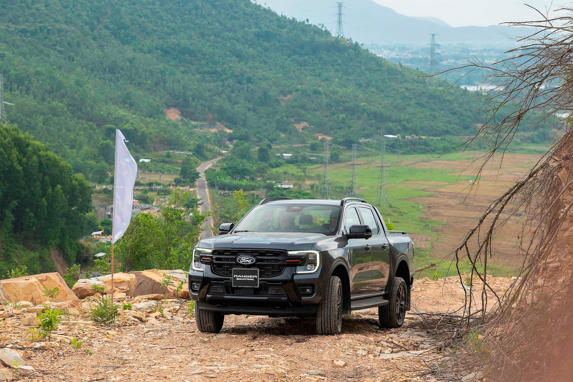 ranger-wildtrak-x-2.jpg