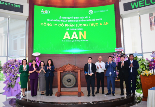 Lương thực A An chính thức đưa 65 triệu cổ phiếu AAN niêm yết trên HoSE Lương thực A An chính thức đưa 65 triệu cổ phiếu AAN niêm yết trên HoSE