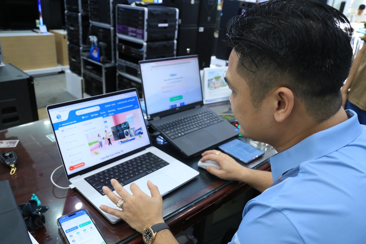Thuế thương mại điện tử: Không để thất thu trên “mặt tiền số” Thuế thương mại điện tử: Không để thất thu trên “mặt tiền số”