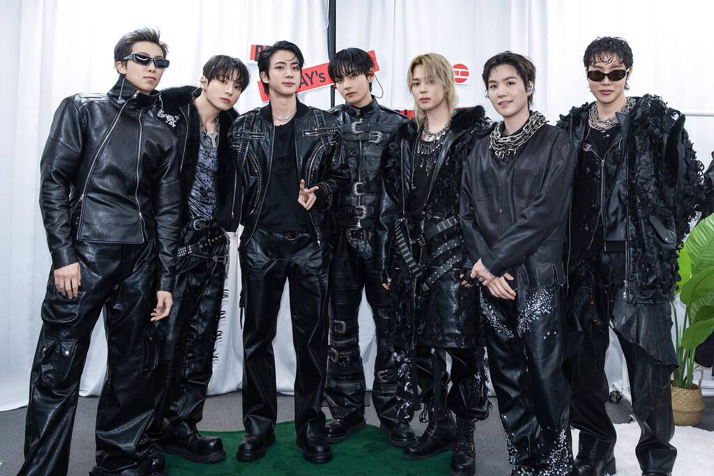 BTS đang trong chuyến lưu diễn toàn cầu “Arirang“. Ảnh: Lotte