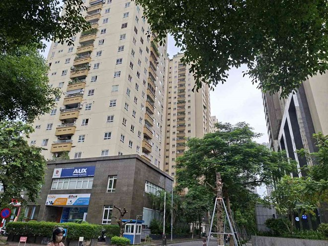 Giá chung cư giảm, dòng tiền dịch chuyển từ phân khúc thổ cư sang căn hộ
