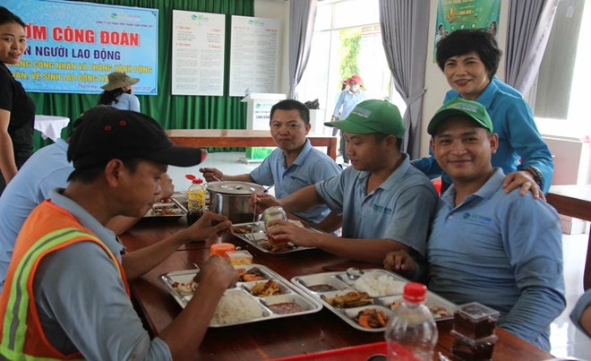 Khánh Hòa chi hơn 4,4 tỉ đồng chăm lo lao động