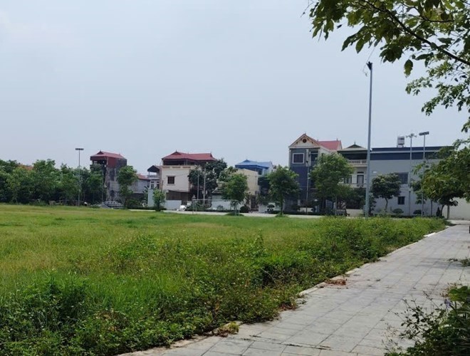 Bộ trả lời trường hợp xây nhà trên đất có sổ đỏ từ 2015, nay mới xin chuyển đất ở