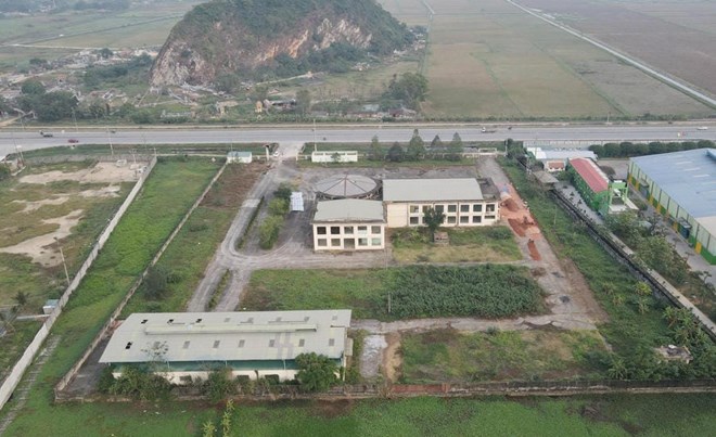 Trung tâm hơn 17 tỉ đồng xuống cấp sau nhiều năm bỏ hoang