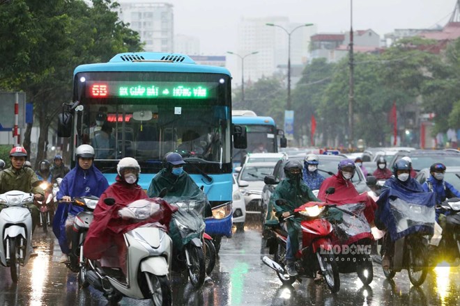 Cảnh báo khu vực mưa dông hôm nay, có nơi mưa rất to trên 100mm