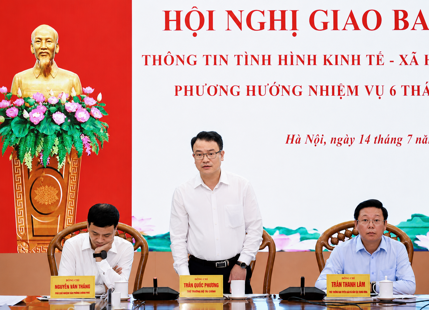 Điều hành linh hoạt giúp GDP 6 tháng tăng cao nhất trong 15 năm